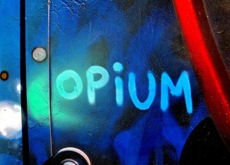 6085691535 7ba25b13a6 b opium