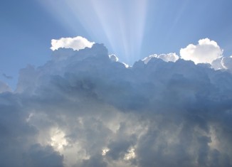 2ae67e18962f5b36b1219045 640 sky