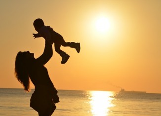 ed37b80e2dfc1c3e81584d04ee44408be273e7d31db3184697f1 640 mother