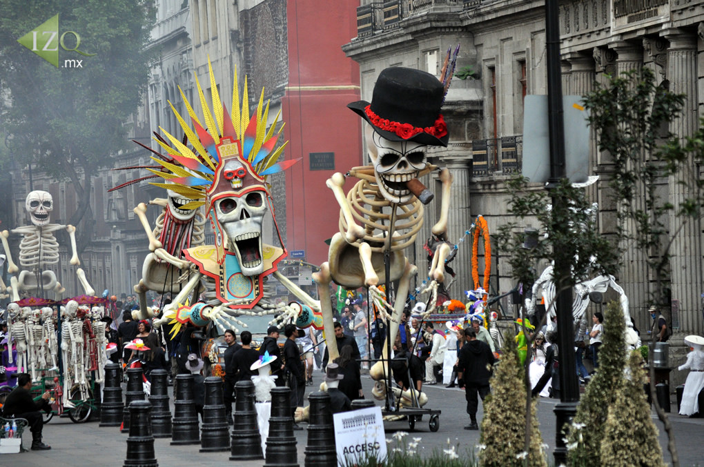 Resultado de imagen para DIA DE MUERTOS DESFILE