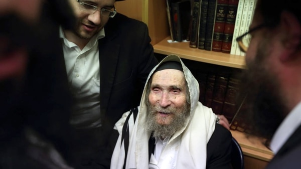 Shteinman era un influyente miembro del partido Degel Hatorah, miembro del gobierno del primer ministro Benjamin Netanyahu
