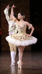 Svetlana Loboff Opéra National de Paris. ISAAC HERNÁNDEZ.ÓPERA DE PARIS 2