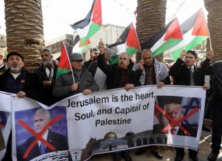 pence protesta