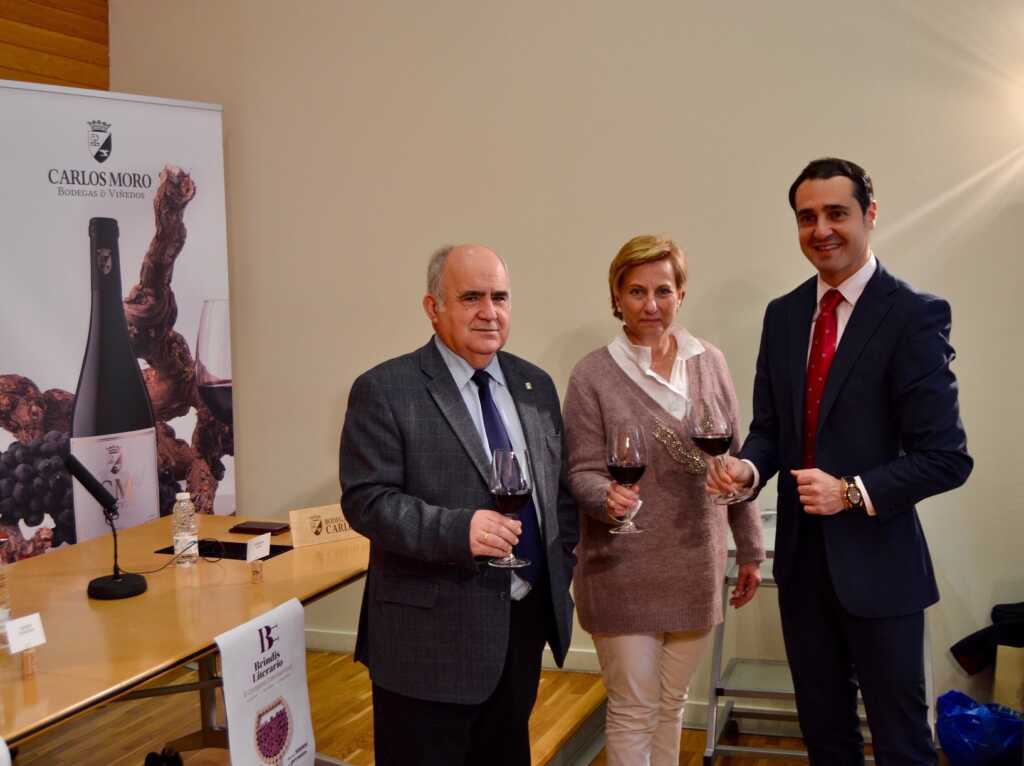 NP FOTO PRESENTACION II CERTAMEN INTERNACIONAL BRINDISLITERARIO