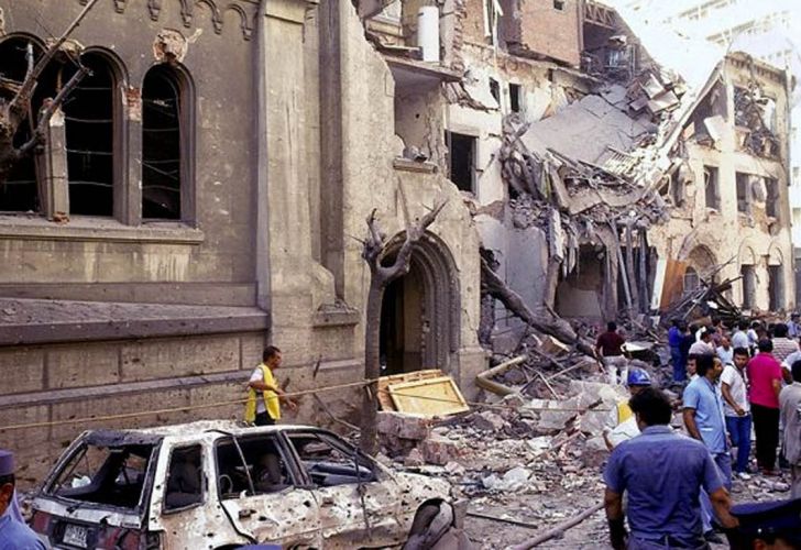 Resultado de imagen para atentado embajada de israel argentina