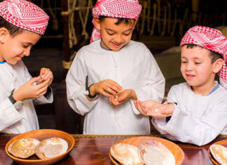 A los niños de los Emiratos se les enseña la paz y la tolerancia