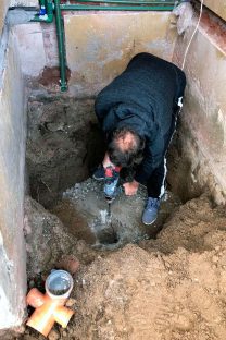 Descubren la lápida de un jerarca nazi escondida en una casa en la provincia de Buenos Aires 2 T7D7YWDEBBHE5LQH72XNF5ZV4I