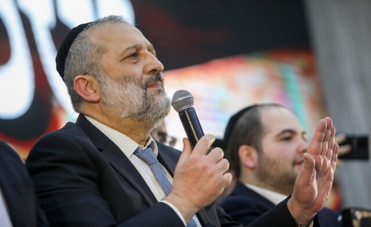 Enfrentando reformas religiosas, algunos haredim ahora piden separación entre la sinagoga y el Estado israelí 3 3