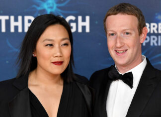 09 20 21 Zuckerberg Chan 2048x1138 1 1024x640 1