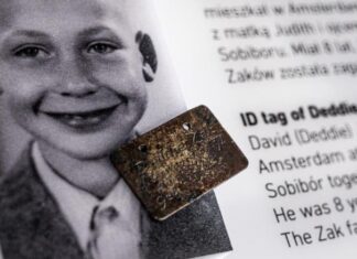 220125093137 10 sobibor children tags scli intl exlarge 169
