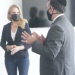 CHEVRA HATZALA RECIBE A DRA ROMINA CONTRERAS PRESIDENTA HUIXQUILUCAN 313