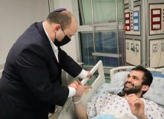 el medico arabe que trato a las victimas del atentado terrorista en tel aviv 01