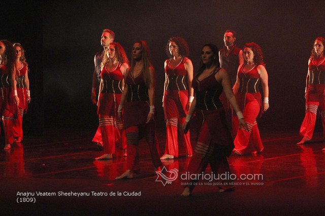 2 Aniv Anajnu Veatem 50 años Sheeheyanu Teatro de la Ciudad