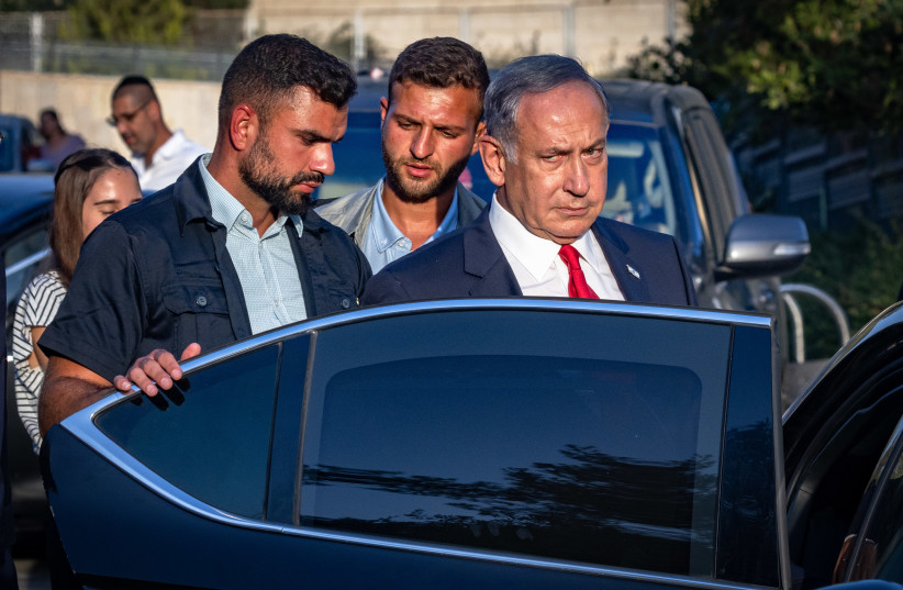 Opposition head Benjamin Netanyahu on August 29, 2022 (photo credit: OLIVIER FITOUSSI/FLASH90)