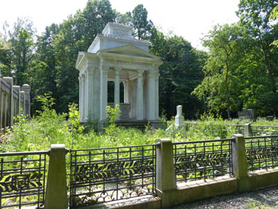 El impresionante y monumental cementerio judío de Lodz (Polonia) 1 22