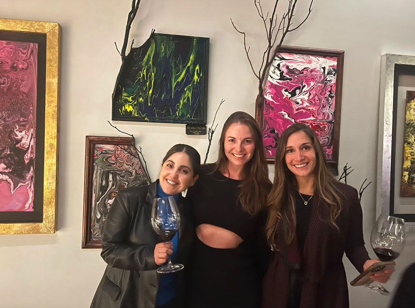 Visita la Expo de Arte Mundo Onirico en Bosco Brasserie1