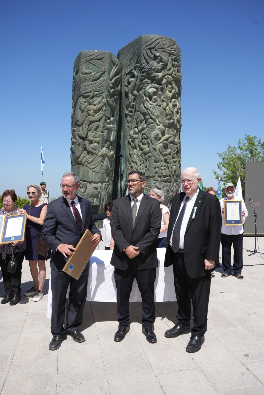 From right to left Dr Haim Katz Chairman of the World Center of Bnei Brit Sar Shalom Jerbi director Education and Community Division KKL JNF Alan Schneider Director of the World Center of B