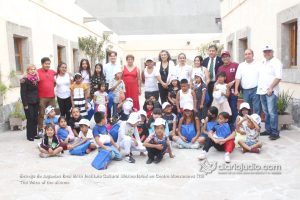 Entrega de Juguetes Bnai Brith Instituto Cultural Mexico Israel en Centro Manzanares 70