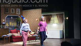 Si te mueres te MAto con Susana Alexander y Azela Robinson 31