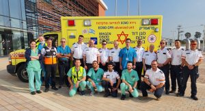 בישראל ניידת חדישה תחבר מטופלים שלקו בדום לב לאקמו מכונת לב ריאה בתנאים מורכבים מחוץ לבית החולים צילום דוברות מדא יולי 2023 6