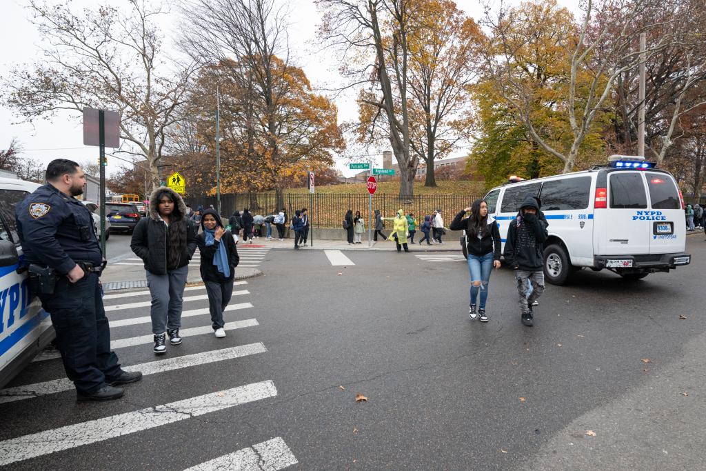 Maestra judía fue atacada por estudiantes antisemitas en escuela de Nueva York 2 maestra judia nyp3