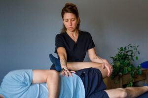 Roni Matalon Goldman at work on a patient (Photo courtesy of Roni Matalon Goldman)
