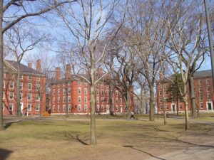 1024px Harvard Yard Harvard University