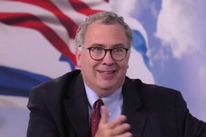 David Makovsky, director del Proyecto de Política del Instituto Washington para el Cercano Oriente sobre el Proceso de Paz en Oriente Medio y ex funcionario del Departamento de Estado de Estados Unidos. Fuente: AIPAC/YouTube.