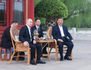 Pro rector de la Academia Diplomática del Ministerio de Asuntos Exteriores de Rusia: Occidente ‘ya no podrá dividir’ a Rusia y China e intentar dominar Eurasia