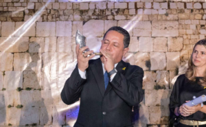 premio jerusalem comunidad yovel pastor Rubio 20