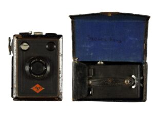 Hannah Senesh camera sm