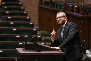 1024px Grzegorz Braun Sejm IX 1. posiedzenie dzien czwarty