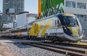 BrightLine Siemens Charger SCB 40 Locomotive Venture Cars Miami Design District NE 39th St 51976099452 cropped